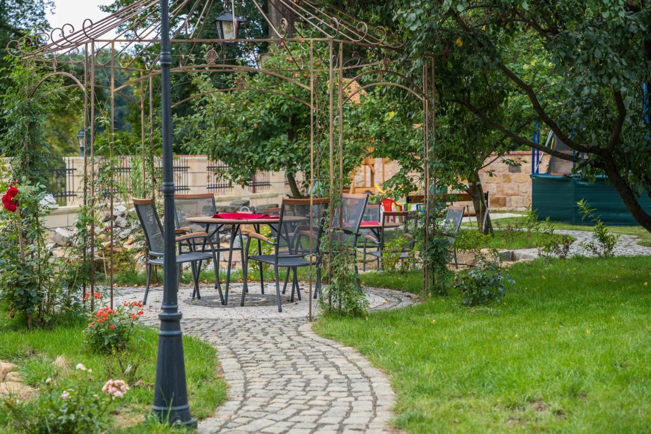 Villa Libosad Jičín Esterno foto